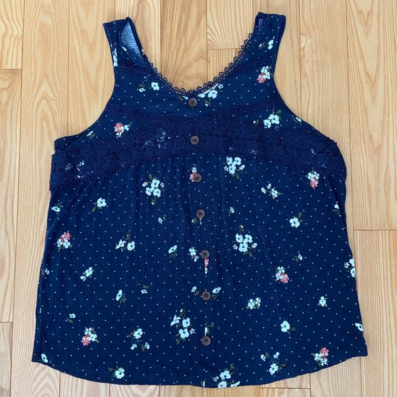 Maurices Floral Button Up Crochet Trim Tank Top Size Large - Picture 2 of 10